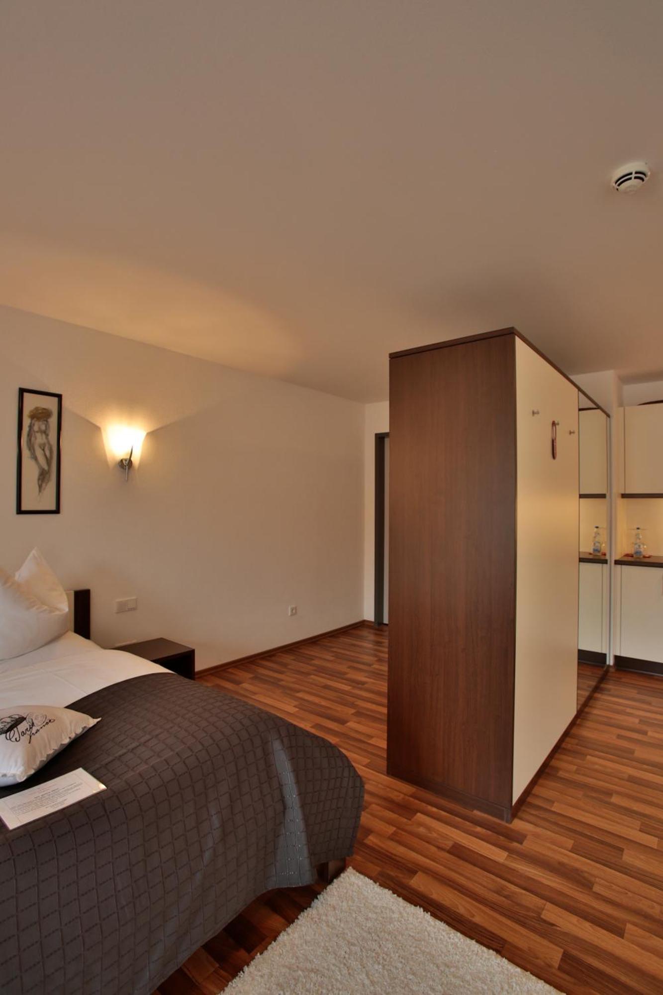 Hotel Am Marktplatz Gangkofen Cameră foto